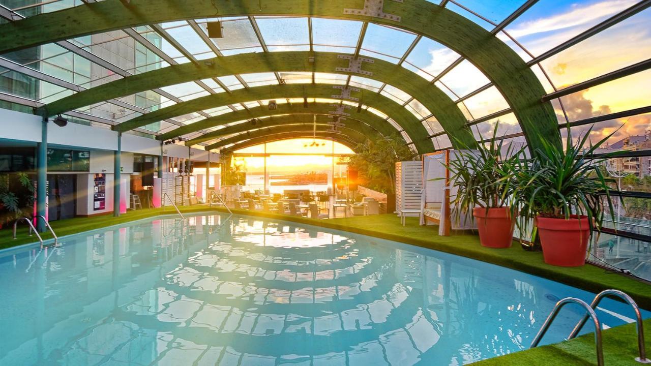 Arrecife Gran Hotel & Spa Экстерьер фото The pool at the rooftop