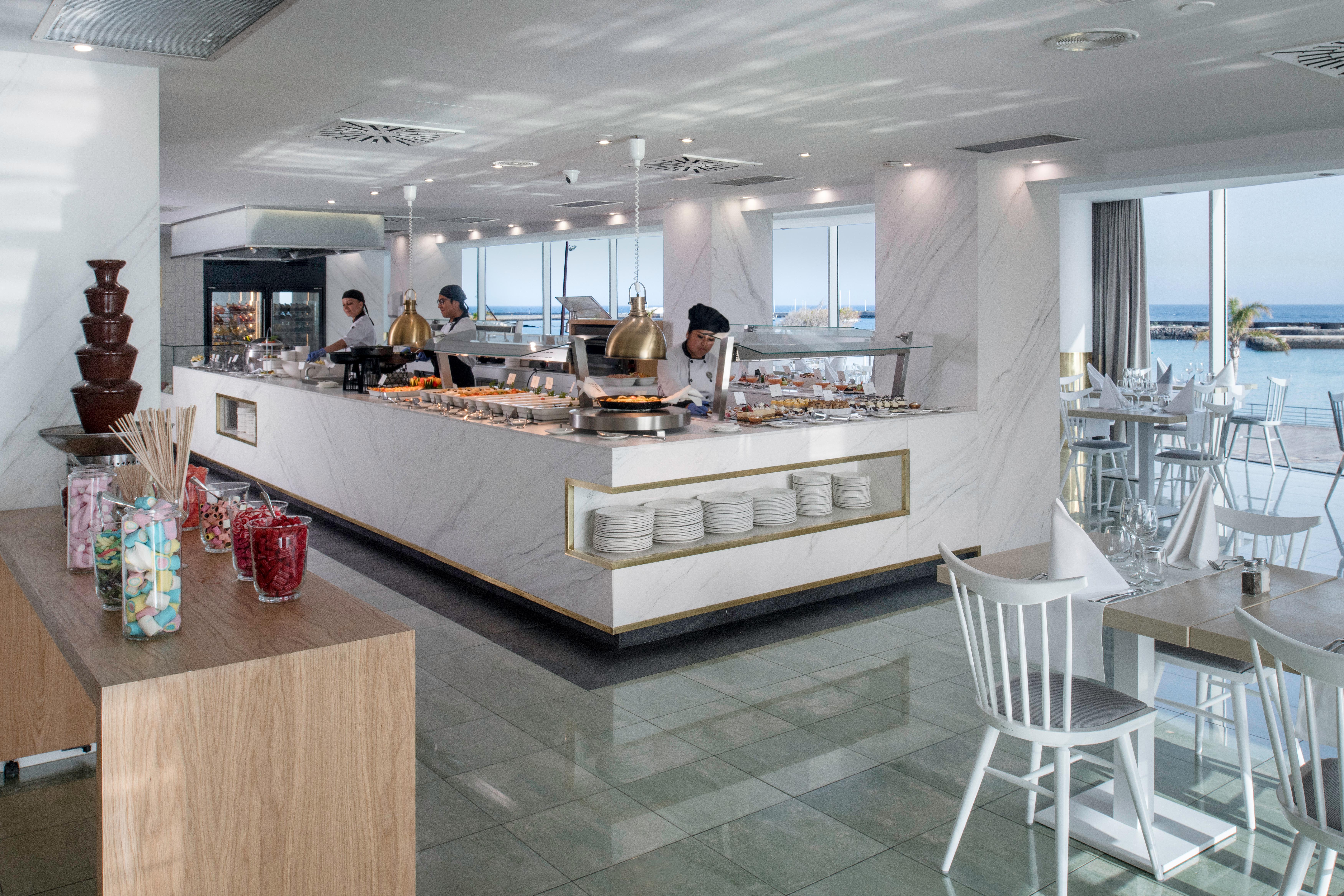 Arrecife Gran Hotel & Spa Экстерьер фото The Club at Chania Airport