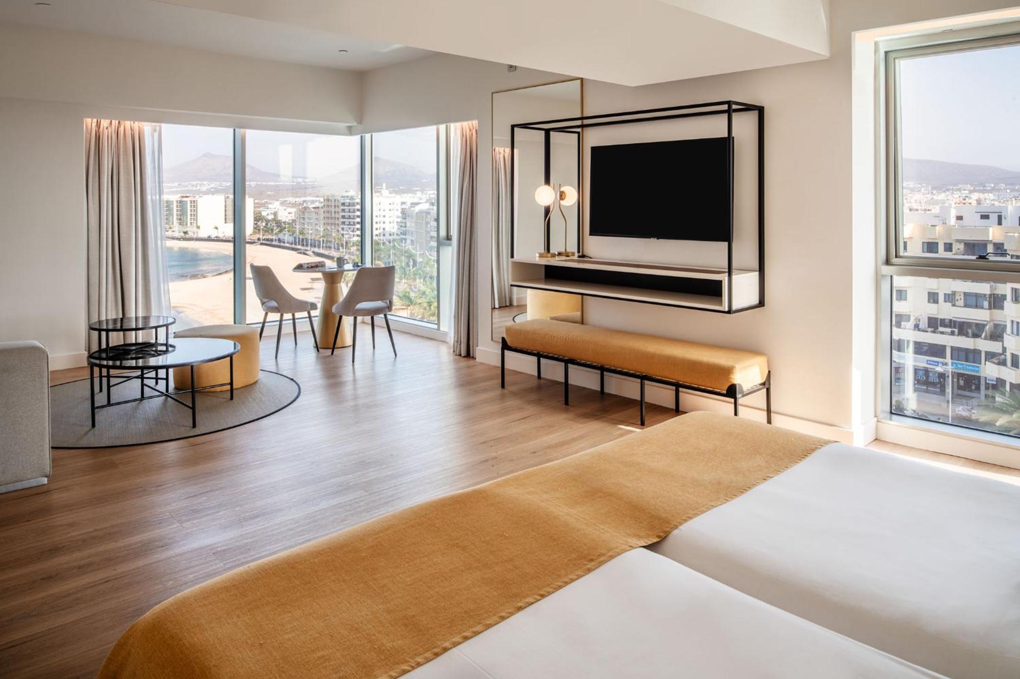 Arrecife Gran Hotel & Spa Экстерьер фото A suite at the hotel