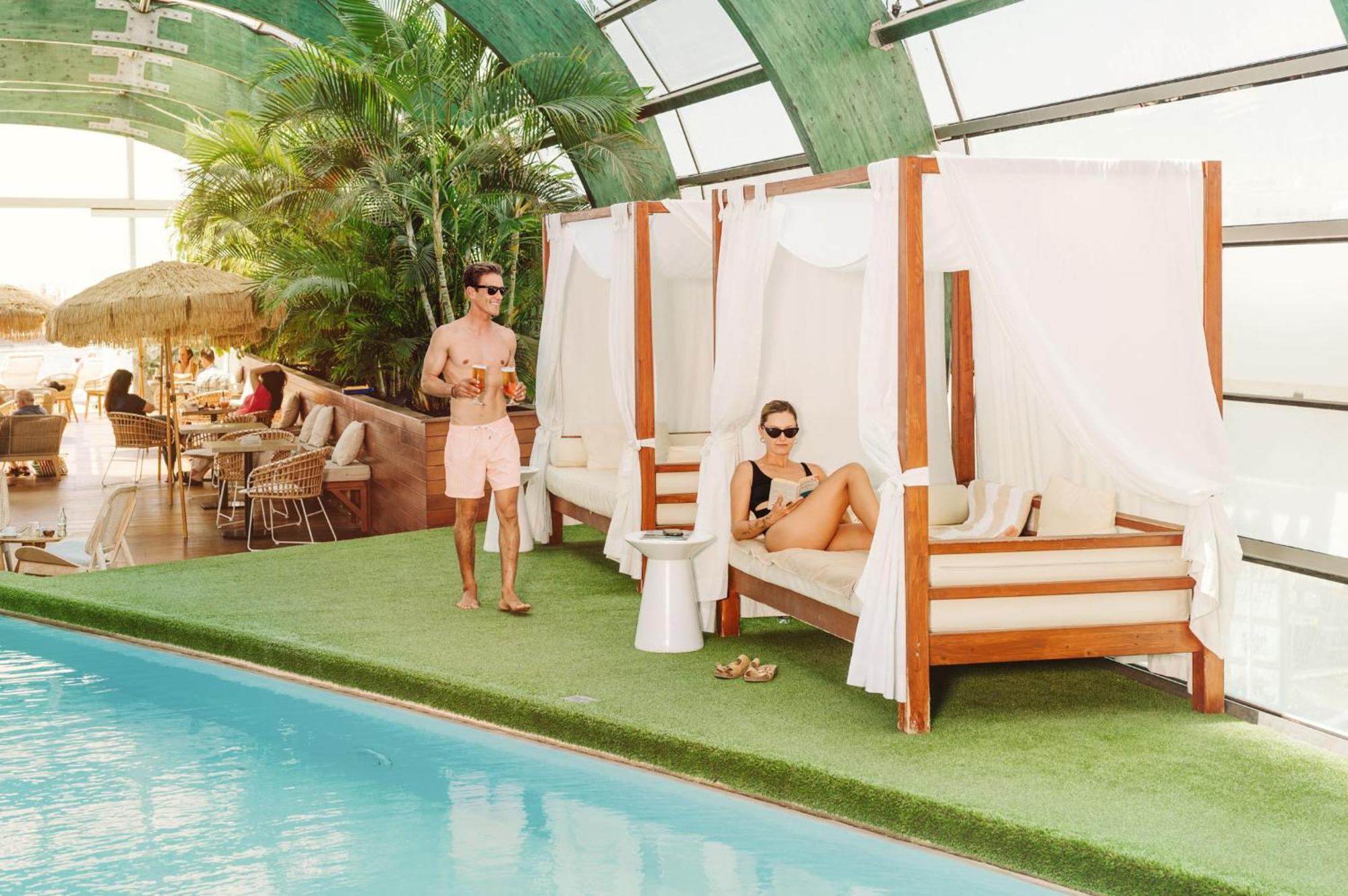 Arrecife Gran Hotel & Spa Экстерьер фото The pool at the Standard East Village